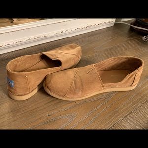 Toms shoes. Size 9.5